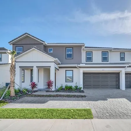 2525 Shanti Amazing 15 Suites Mansion